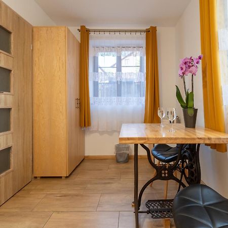 Dom Krawca - Pod Chojnikiem Apartment Jelenia Gora Ngoại thất bức ảnh