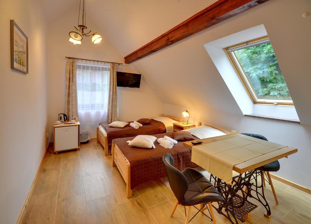 Dom Krawca - Pod Chojnikiem Apartment Jelenia Gora Ngoại thất bức ảnh