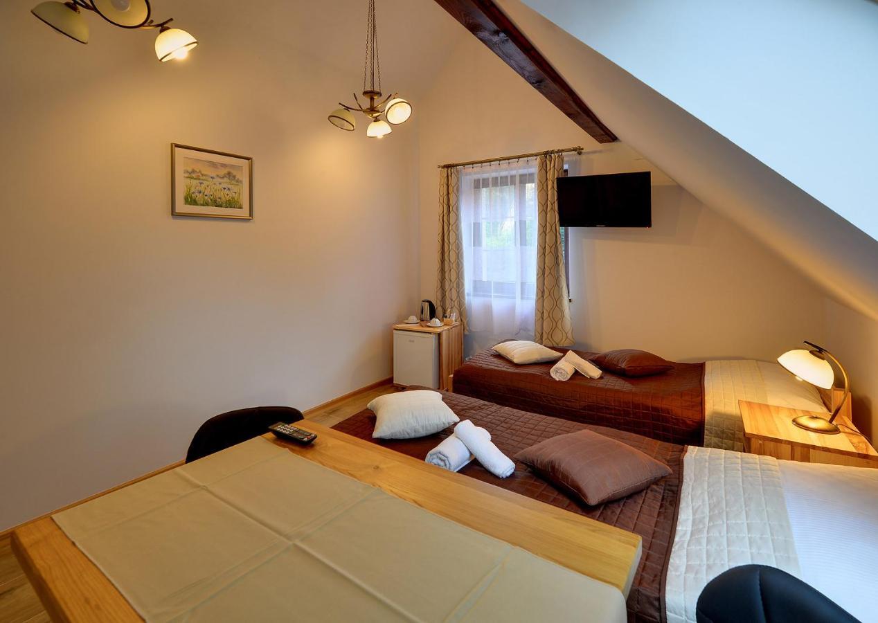 Dom Krawca - Pod Chojnikiem Apartment Jelenia Gora Ngoại thất bức ảnh