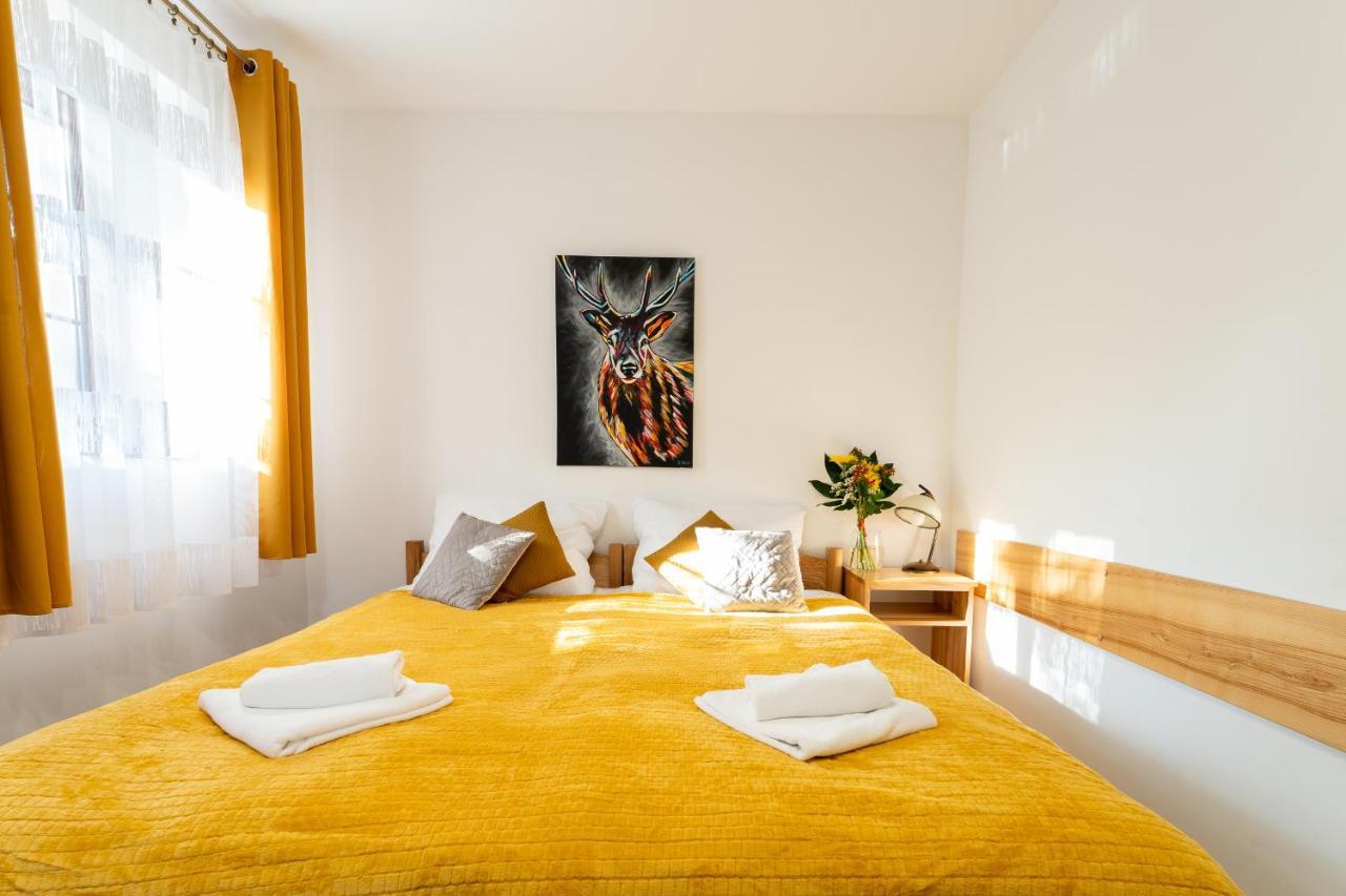 Dom Krawca - Pod Chojnikiem Apartment Jelenia Gora Ngoại thất bức ảnh