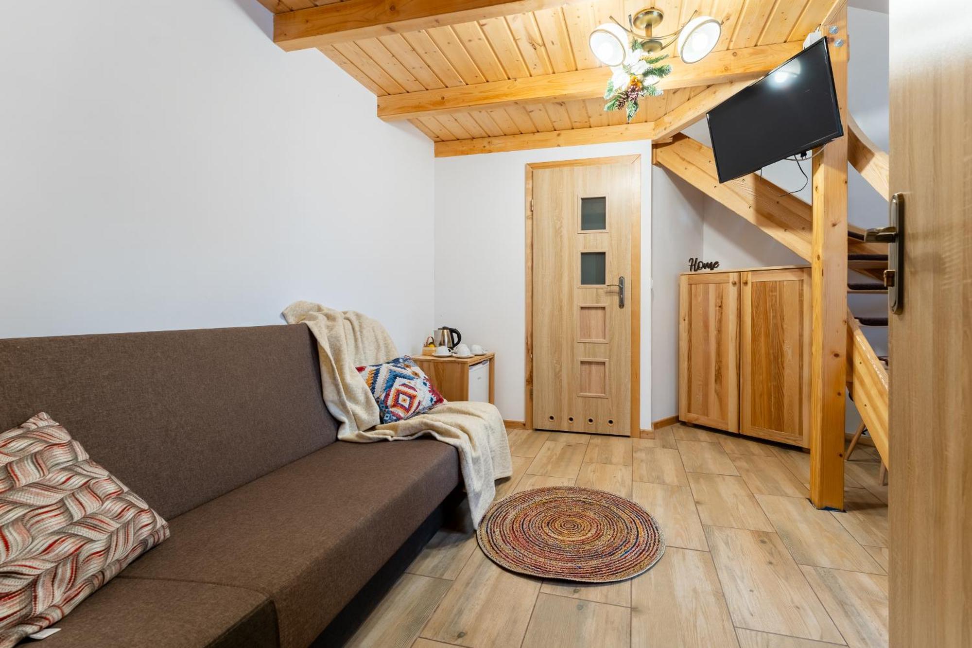 Dom Krawca - Pod Chojnikiem Apartment Jelenia Gora Ngoại thất bức ảnh
