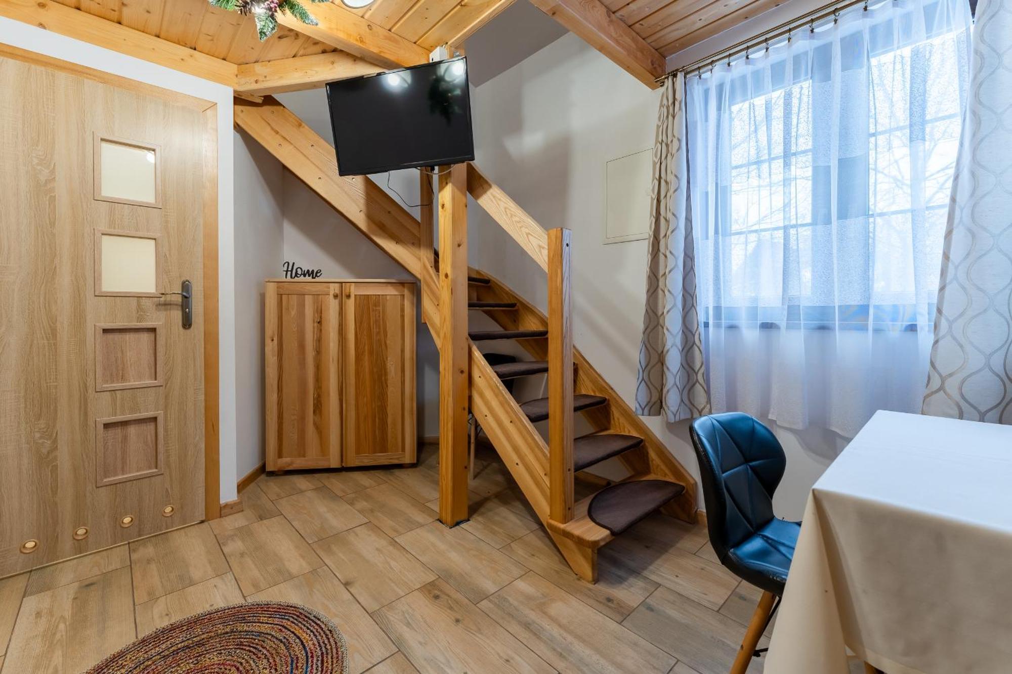 Dom Krawca - Pod Chojnikiem Apartment Jelenia Gora Ngoại thất bức ảnh