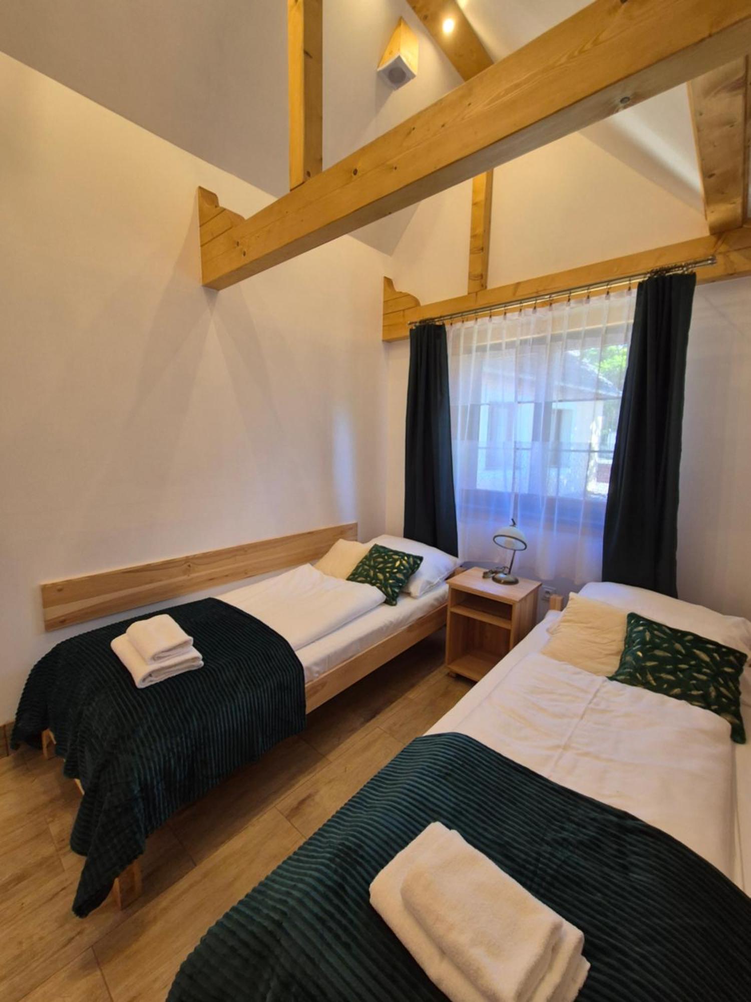 Dom Krawca - Pod Chojnikiem Apartment Jelenia Gora Ngoại thất bức ảnh