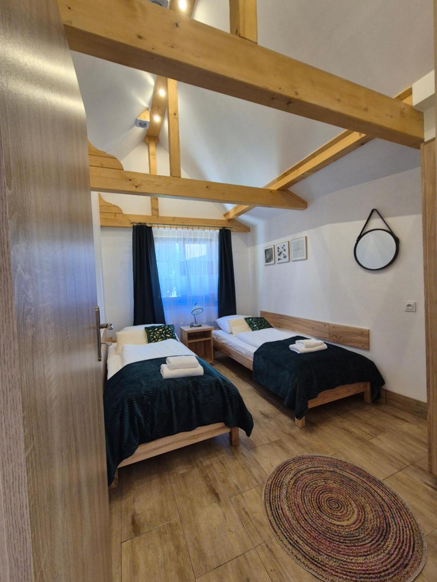 Dom Krawca - Pod Chojnikiem Apartment Jelenia Gora Ngoại thất bức ảnh